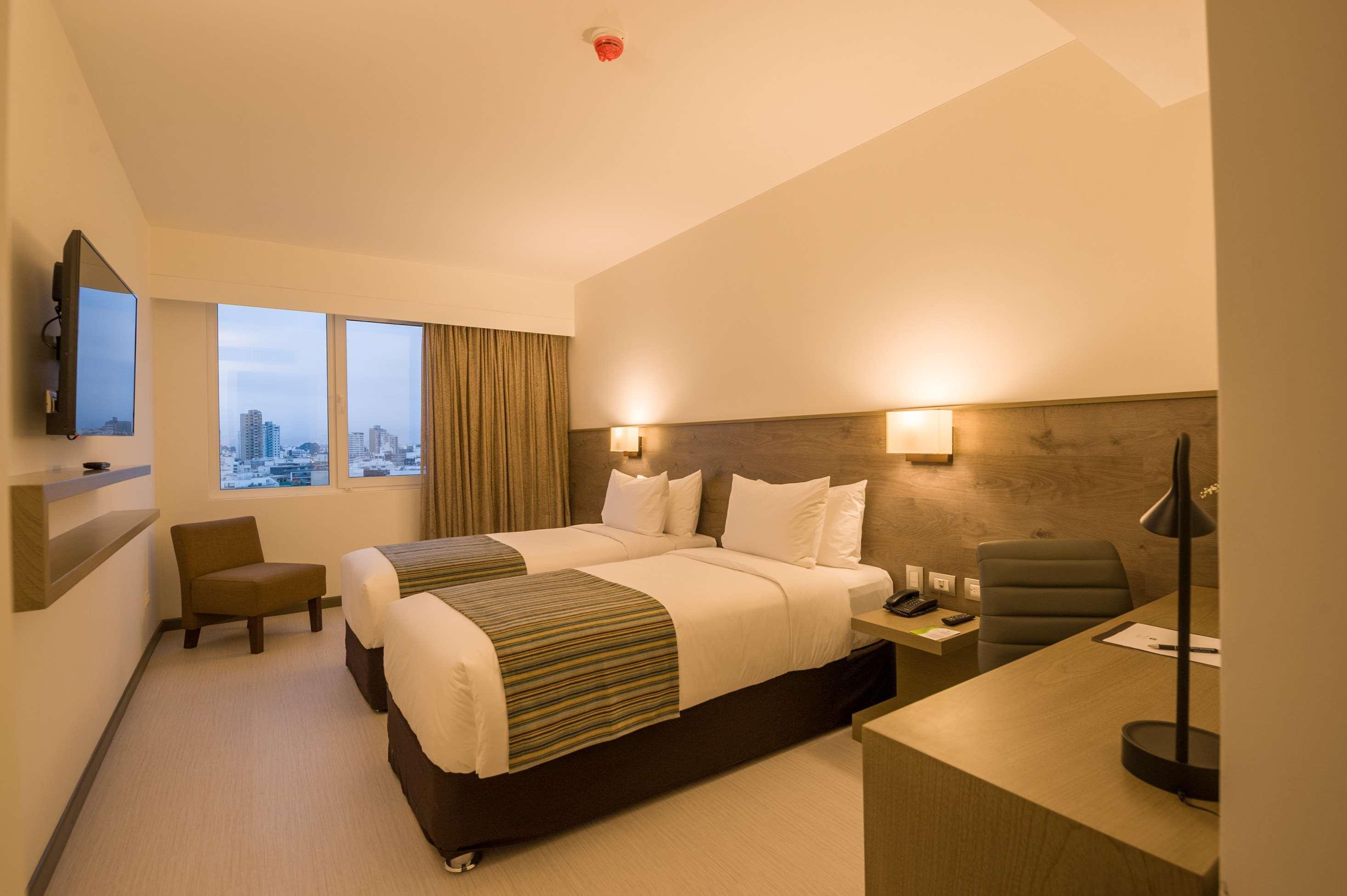 Best Western Posada Royale Hotel & Suites Simi Valley Εξωτερικό φωτογραφία