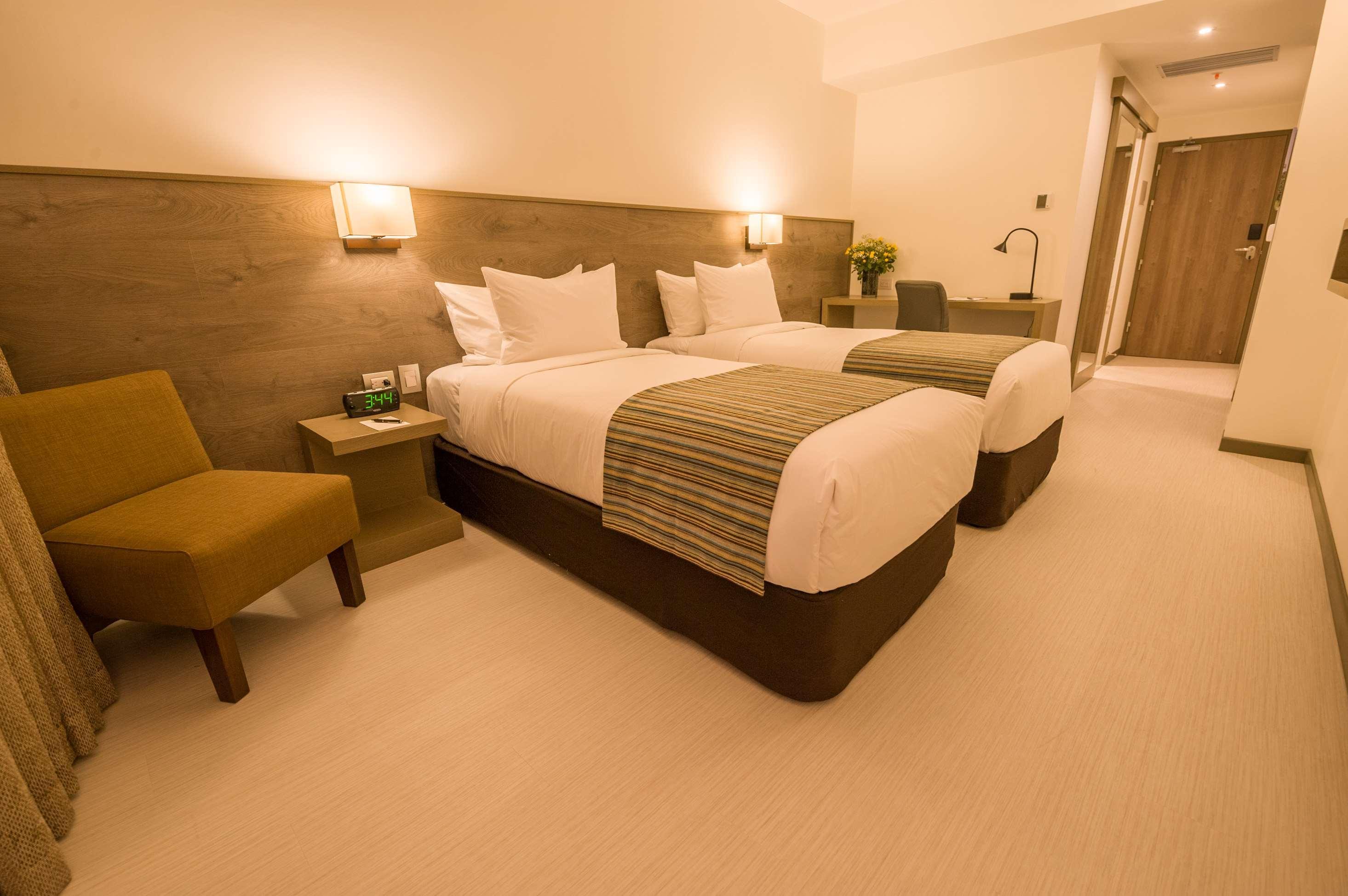 Best Western Posada Royale Hotel & Suites Simi Valley Εξωτερικό φωτογραφία