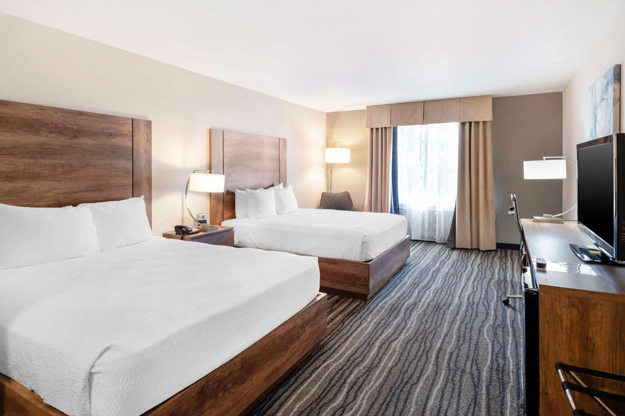 Best Western Posada Royale Hotel & Suites Simi Valley Εξωτερικό φωτογραφία