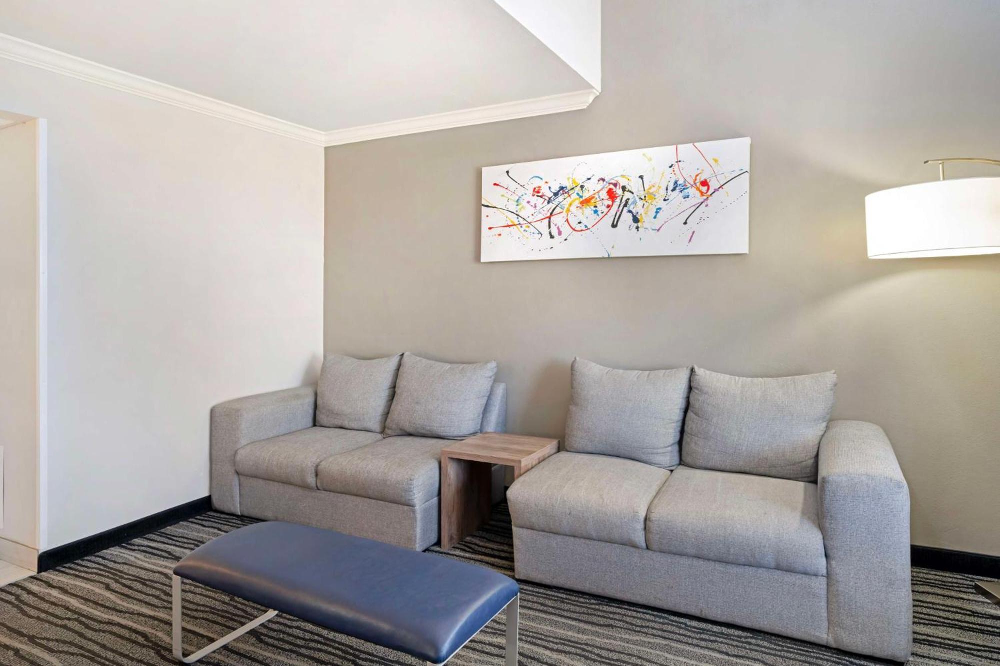 Best Western Posada Royale Hotel & Suites Simi Valley Εξωτερικό φωτογραφία