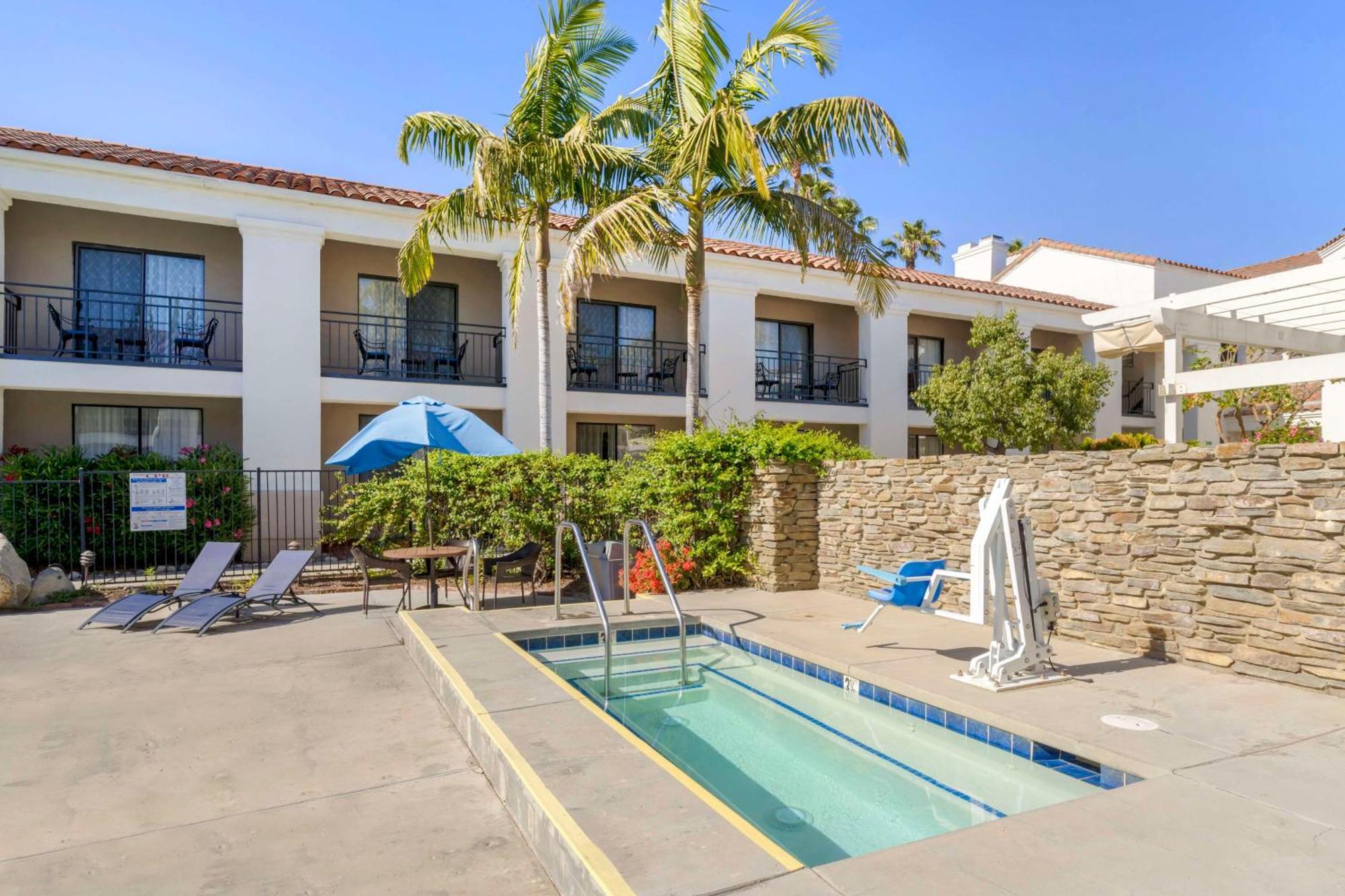 Best Western Posada Royale Hotel & Suites Simi Valley Εξωτερικό φωτογραφία